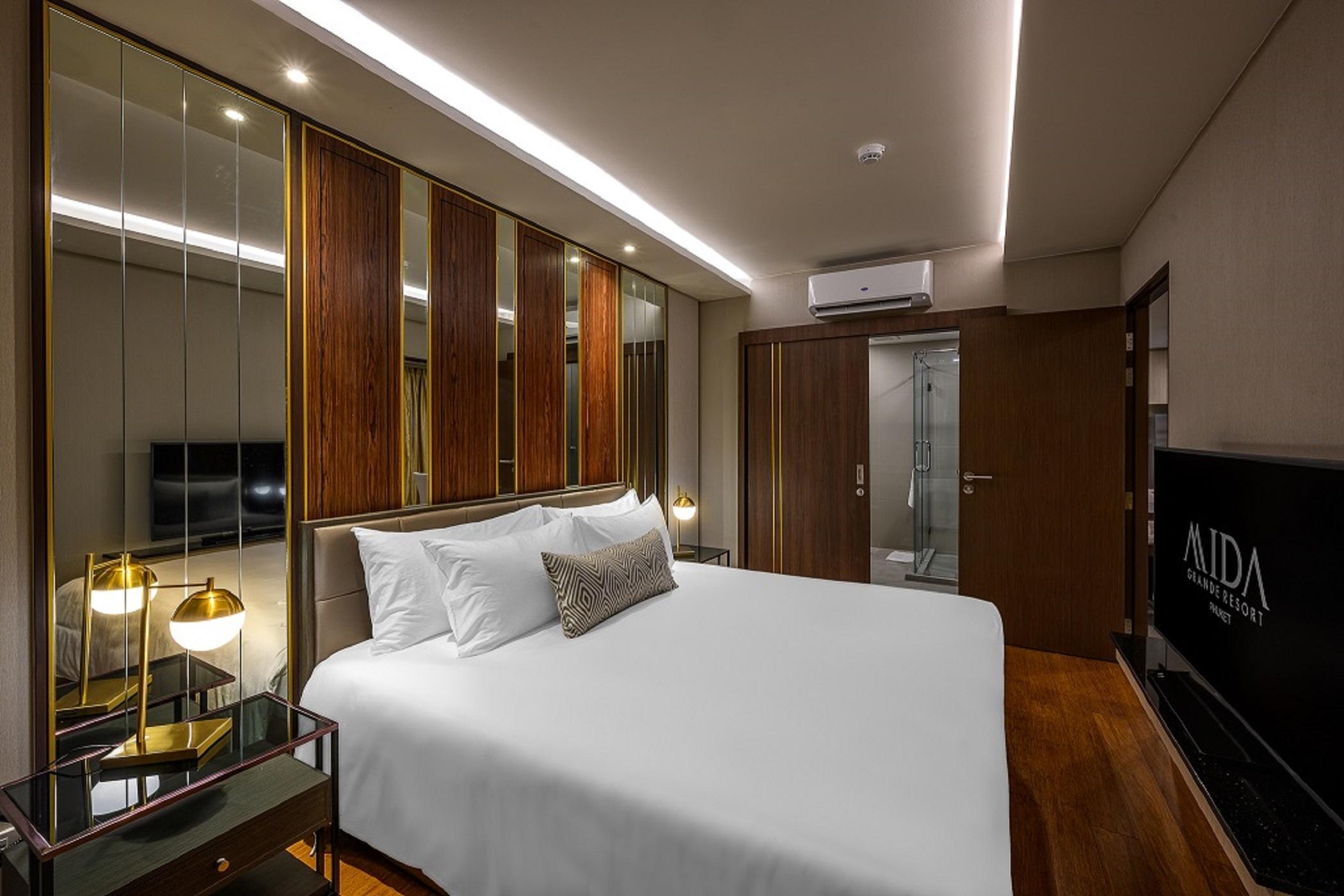 Mida Grande Resort Phuket Esterno foto