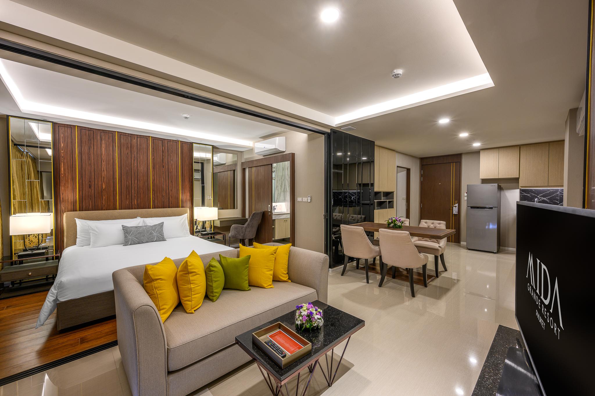 Mida Grande Resort Phuket Esterno foto