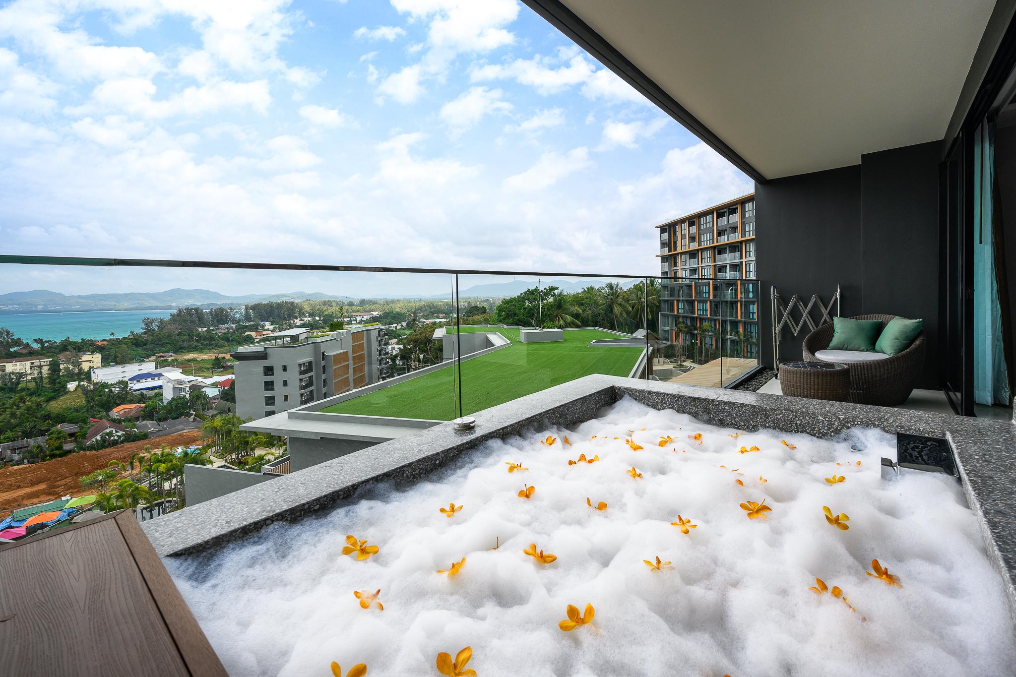 Mida Grande Resort Phuket Esterno foto
